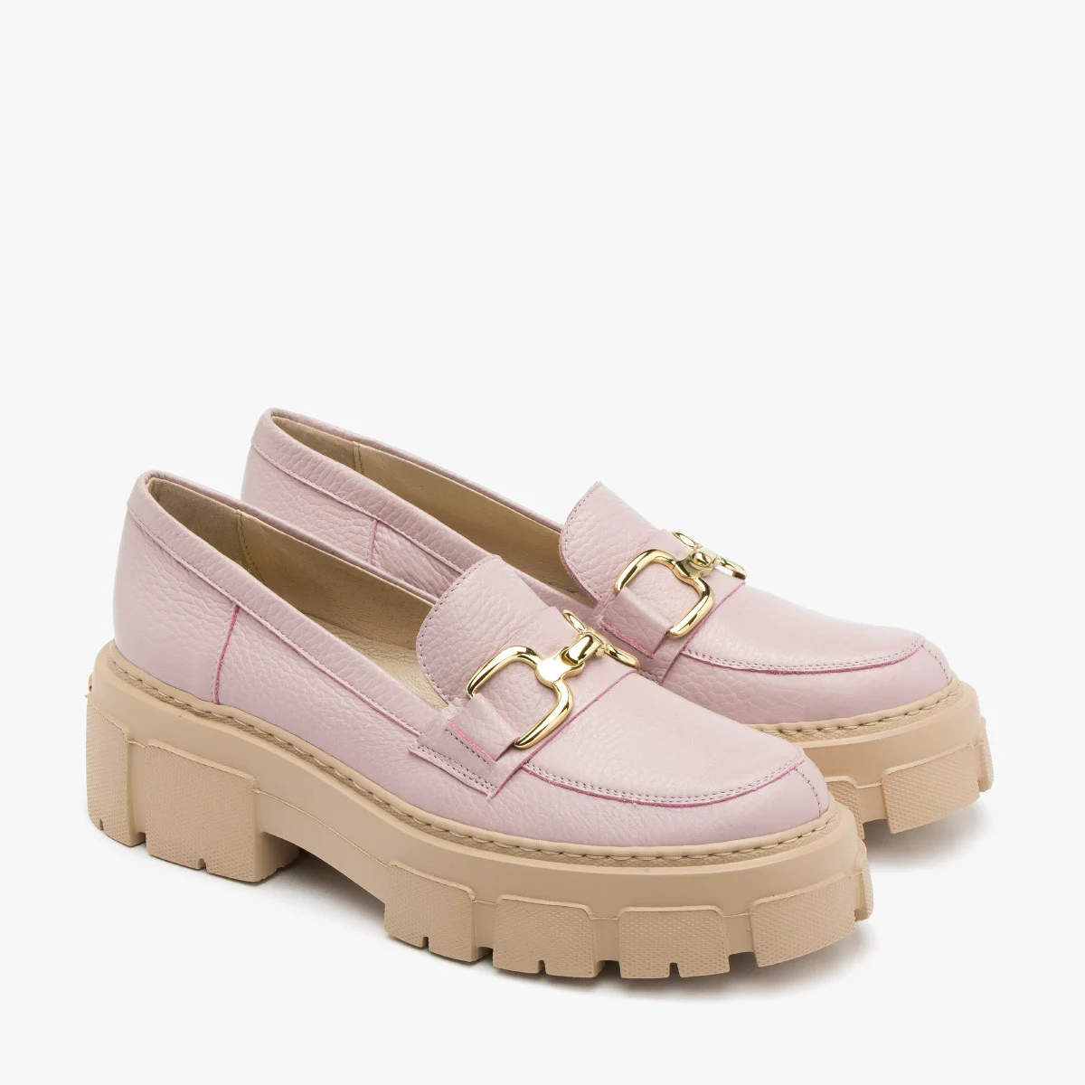 Liliowe mokasyny ze złotą ozdobą