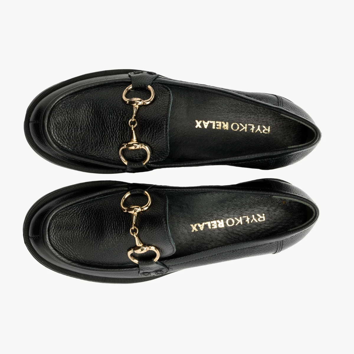 Czarne mokasyny ze złotą ozdobą