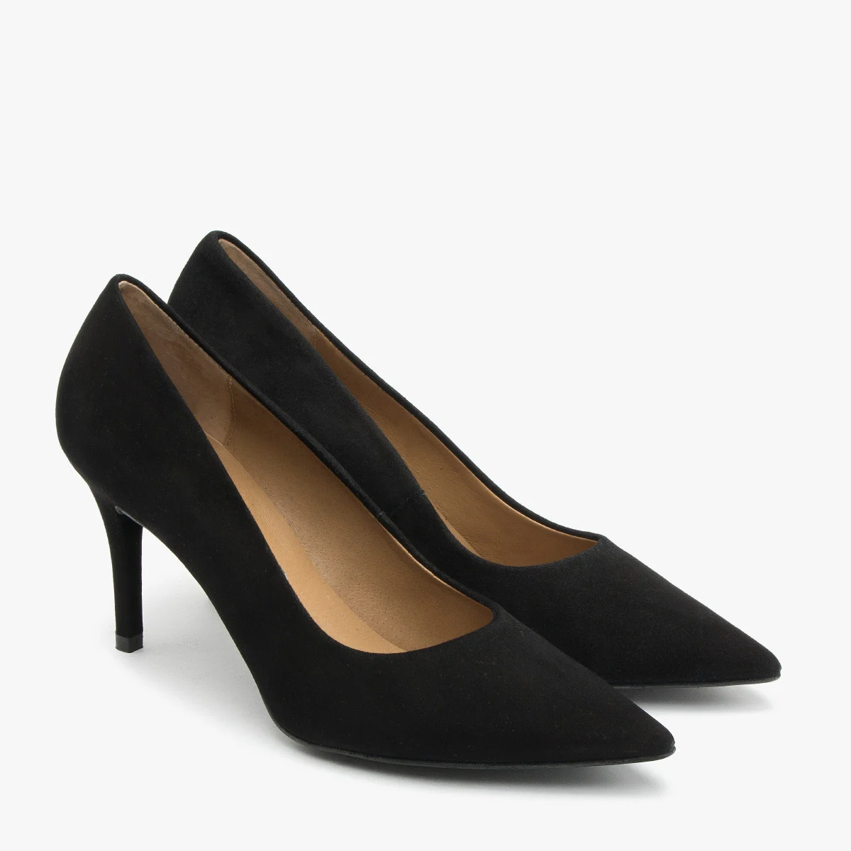 Czarne welurowe czółenka na szpilce