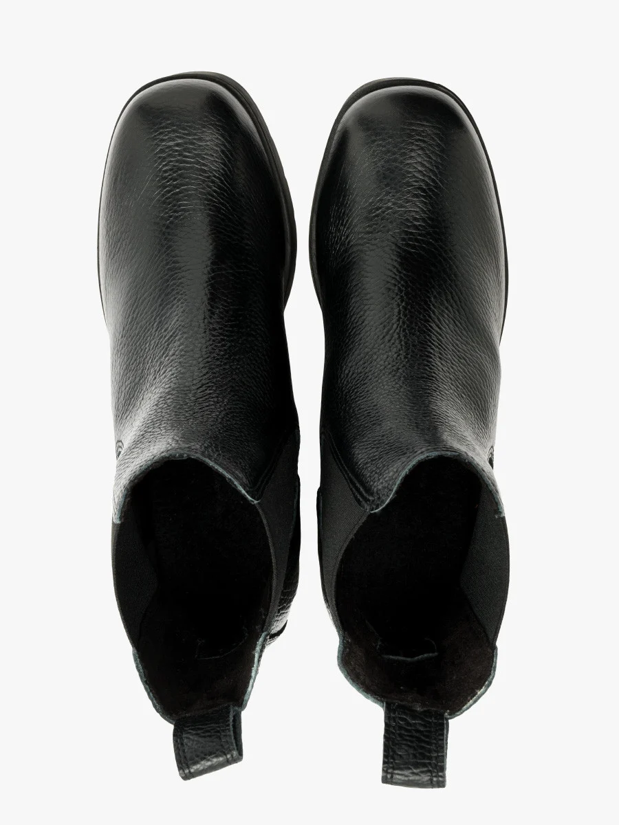 Czarne sztyblety damskie na masywnym obcasie