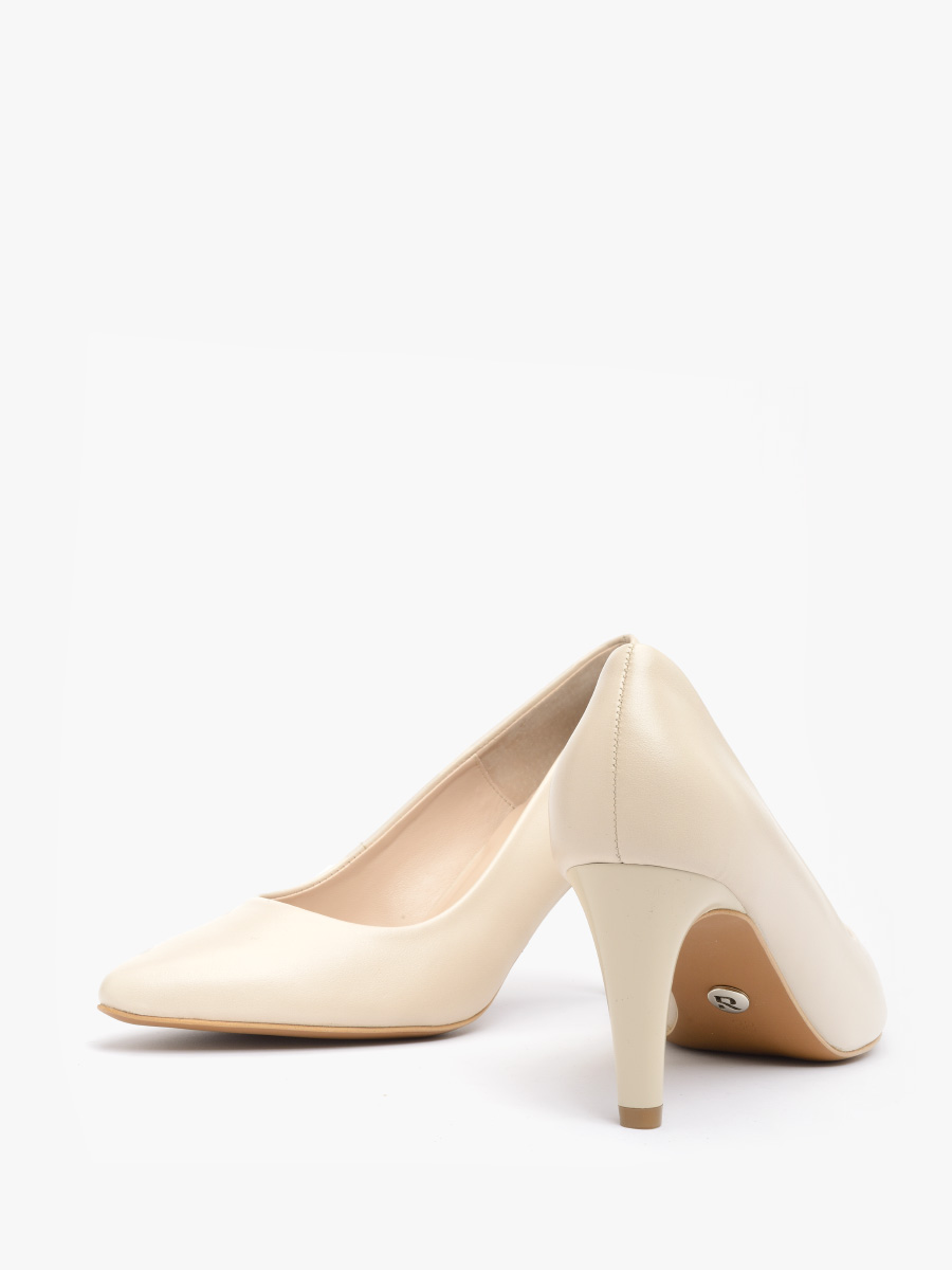 Czółenka na szpilce