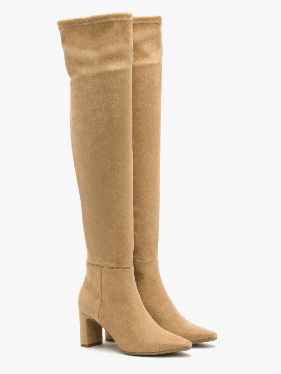 Beżowe wysokie kozaki nad kolano z elastyczną cholewką