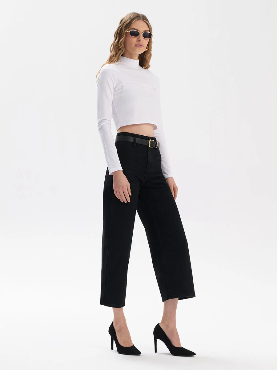 Czarne czółenka na wysokim obcasie