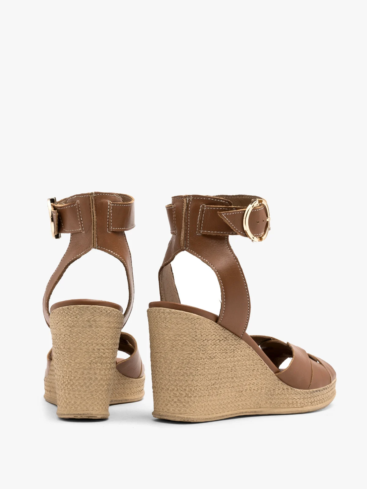 Brązowe sandały na wysokiej platformie