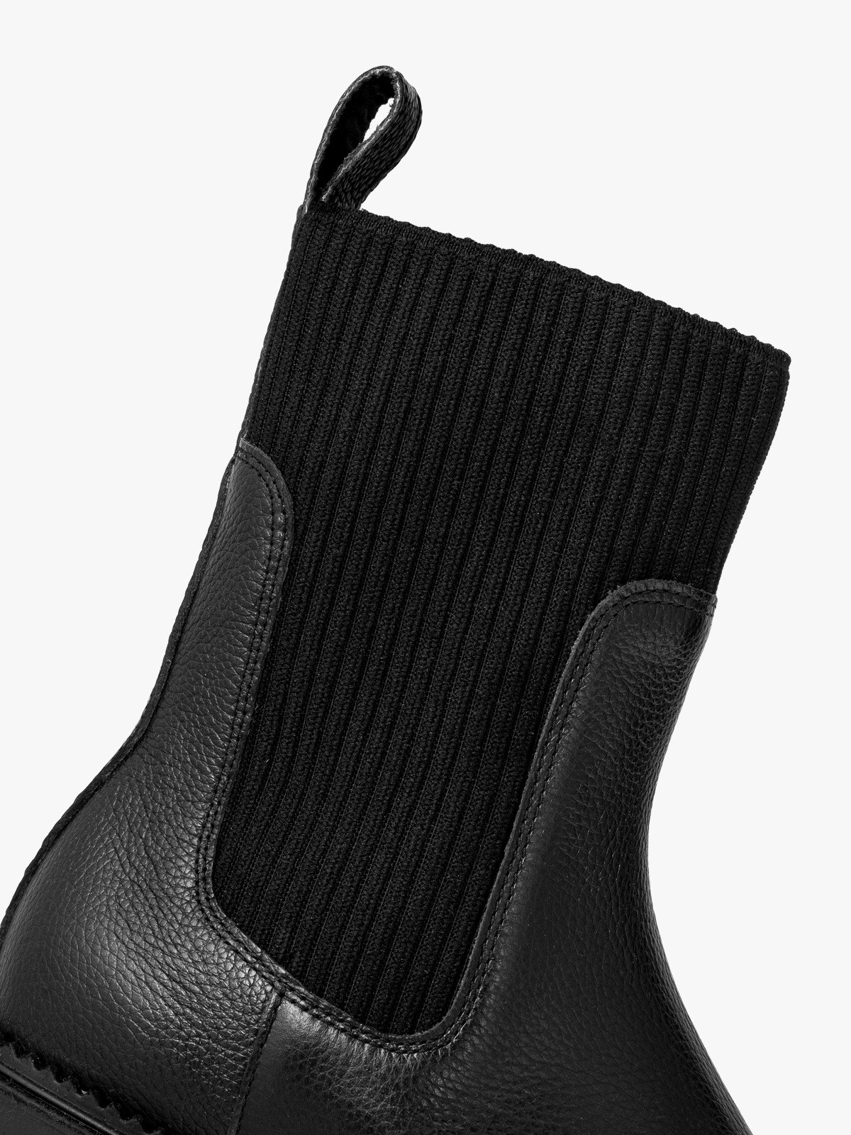 Czarne sztyblety damskie z elastyczną tkaniną