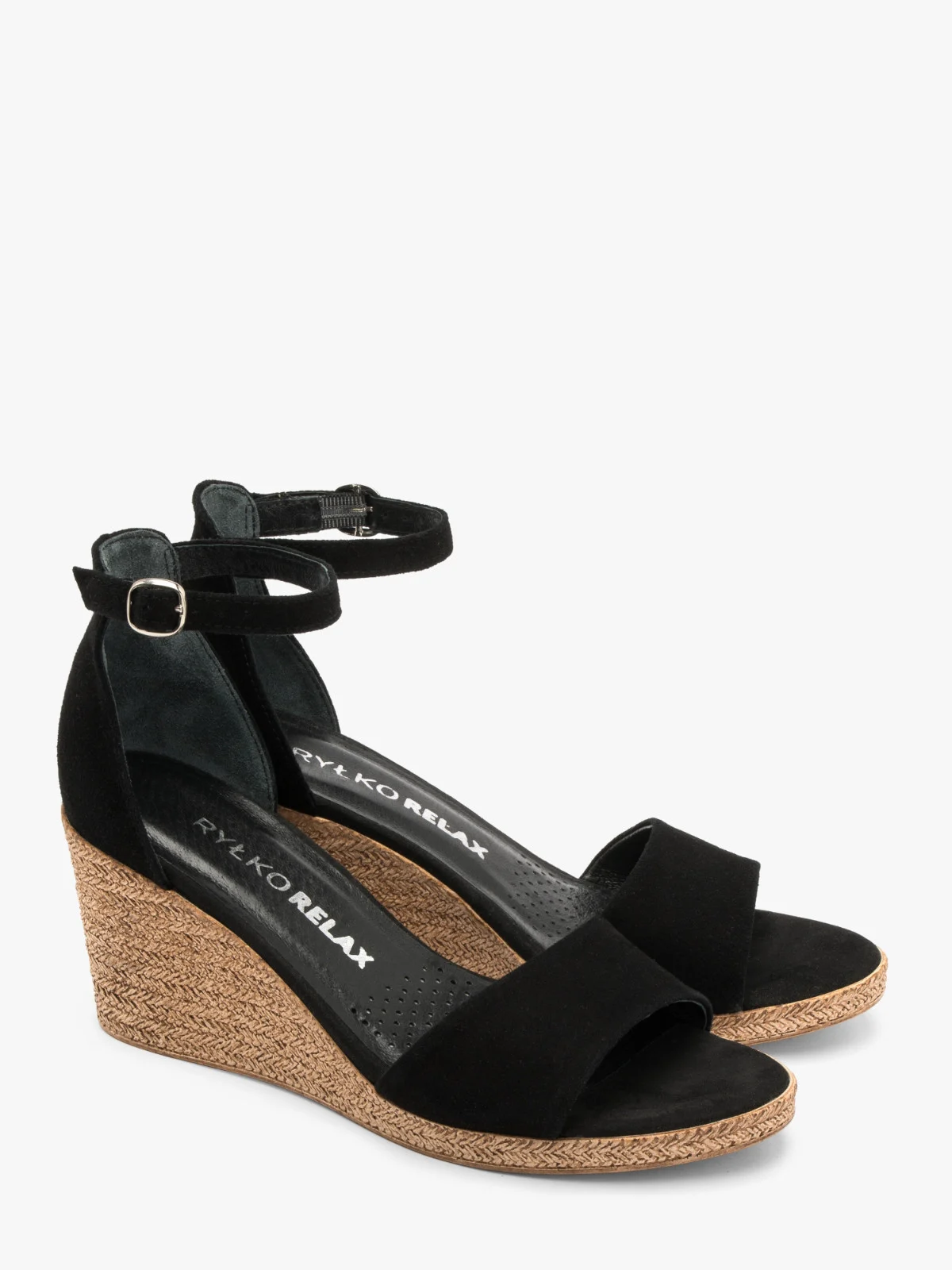 Czarne sandały na platformie