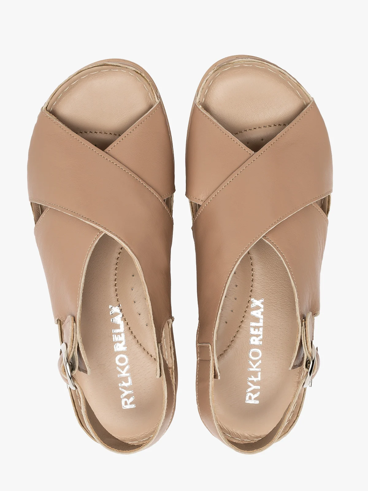 Beżowe sandały na niskiej platformie