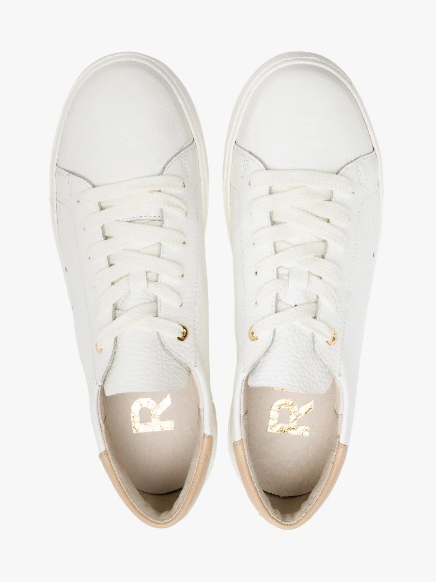 Białe półbuty sportowe z beżową wstawką na pięcie