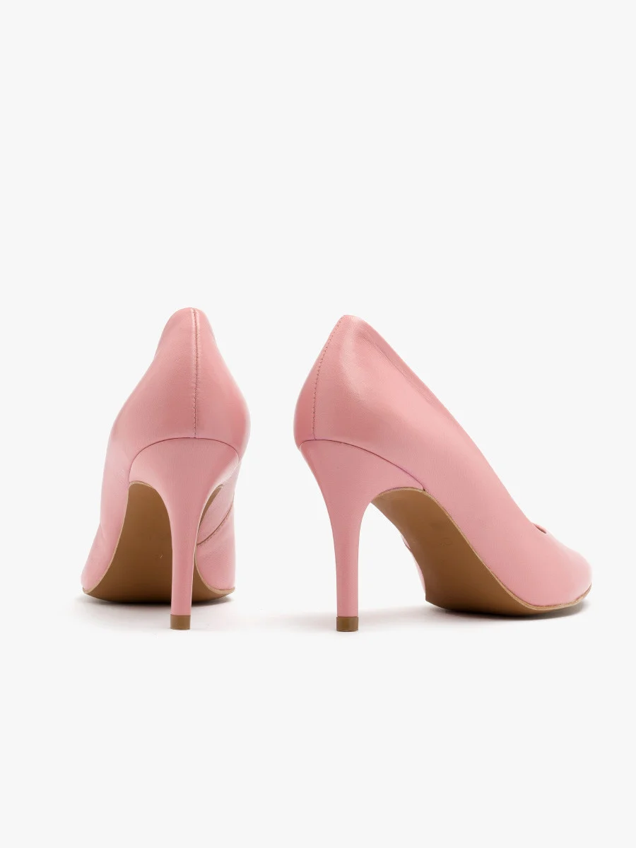 Różowe czółenka na szpilce