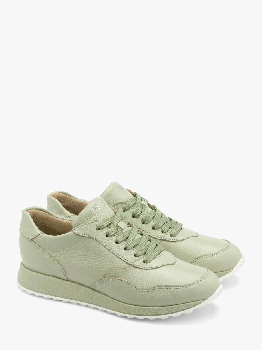 Sportowe półbuty w kolorze miętowym