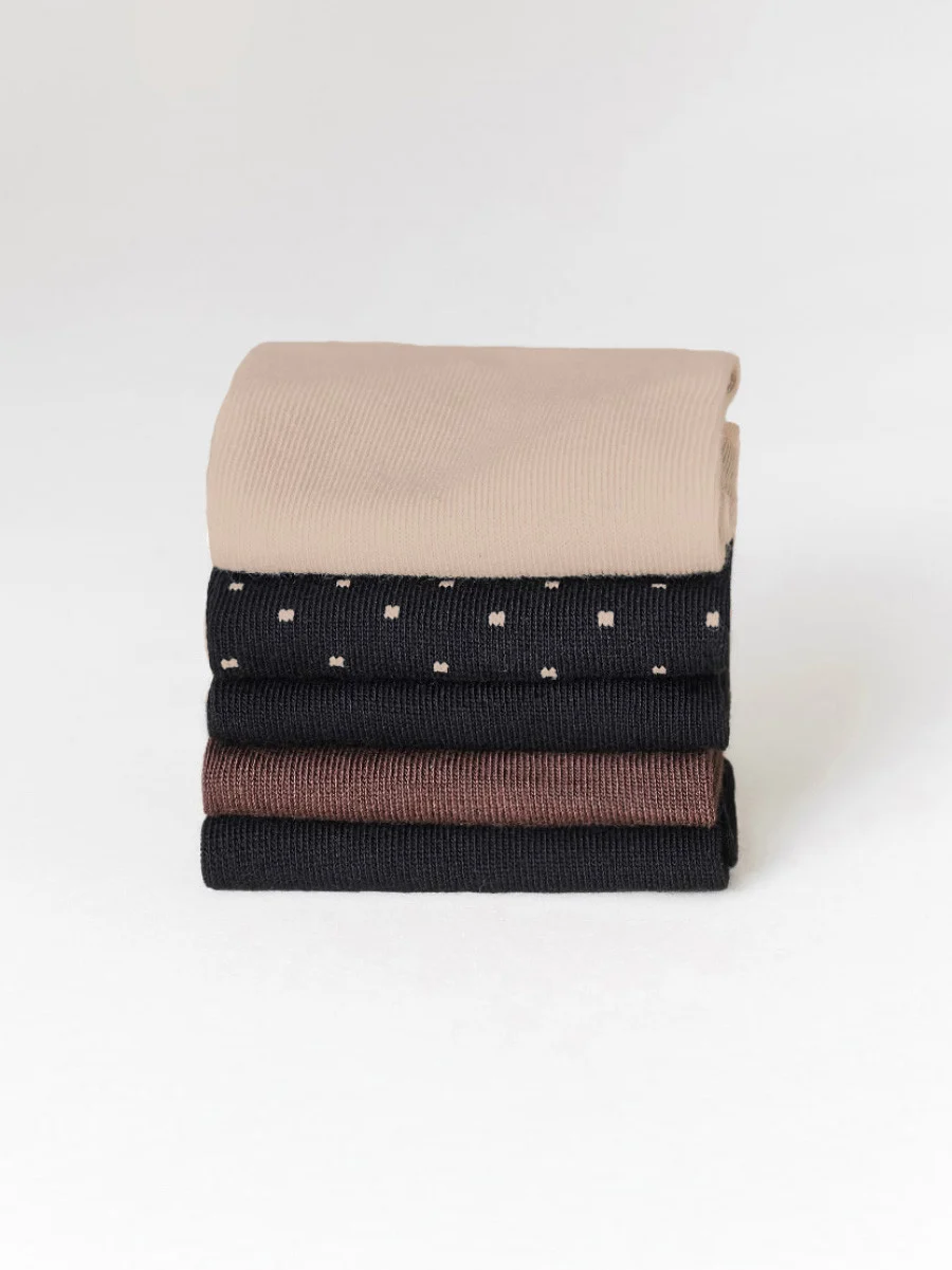 Beżowe skarpety bawełniane z falbanką