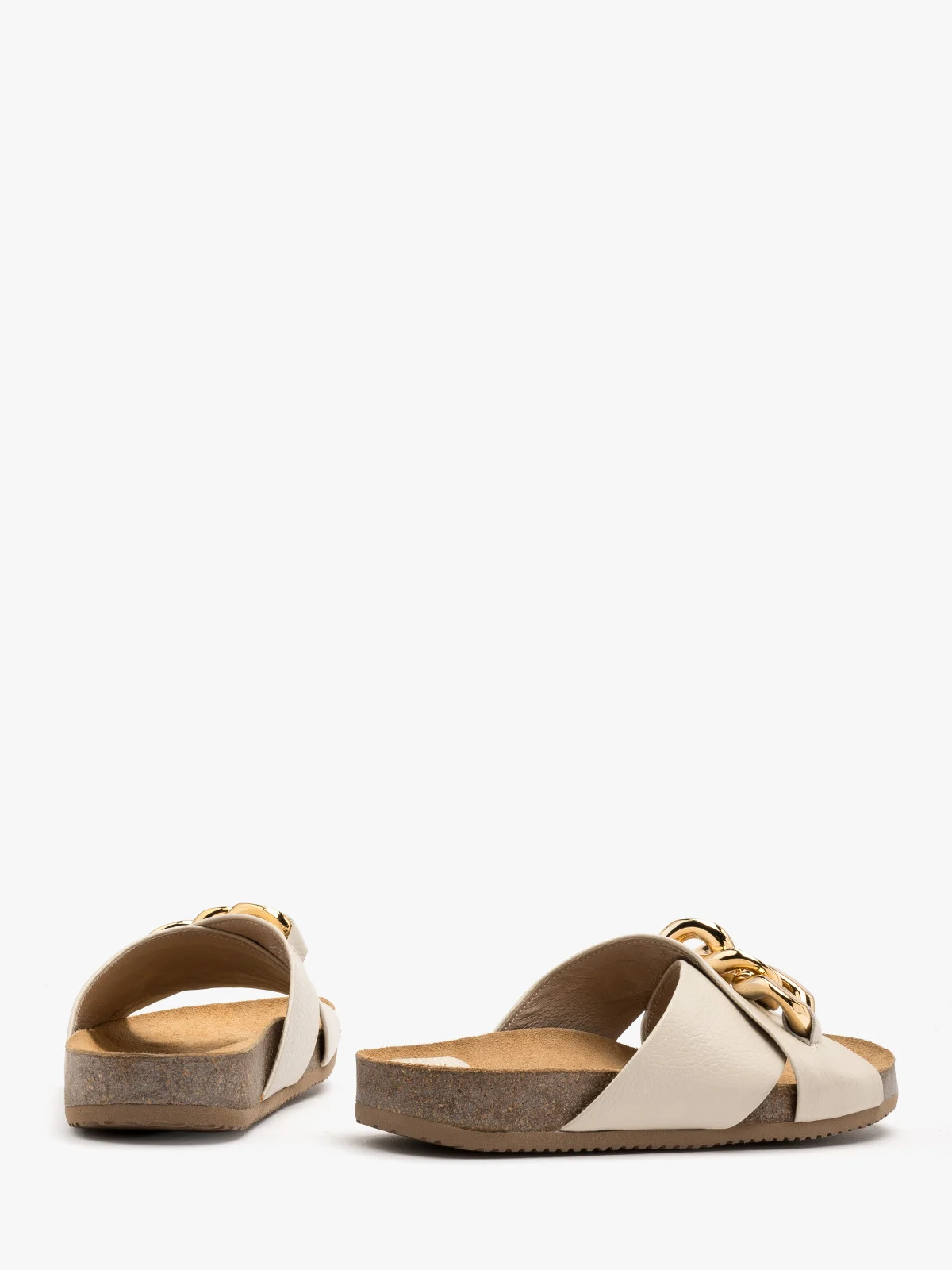 Kremowe klapki ze złotym łańcuchem