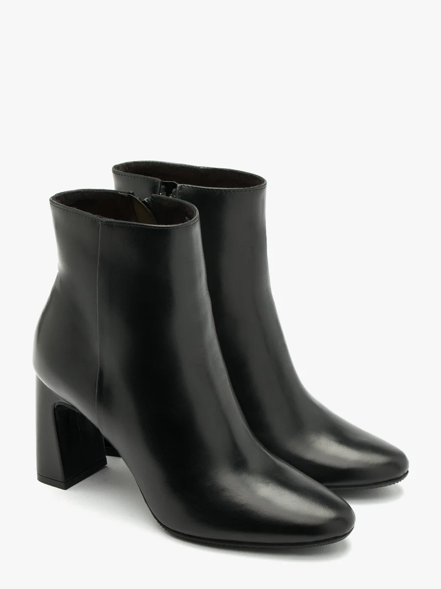 Czarne botki damskie
