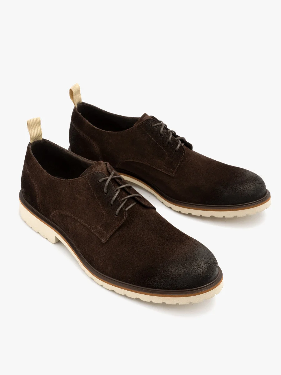 Ciemnobrązowy, welurowy półbut męski