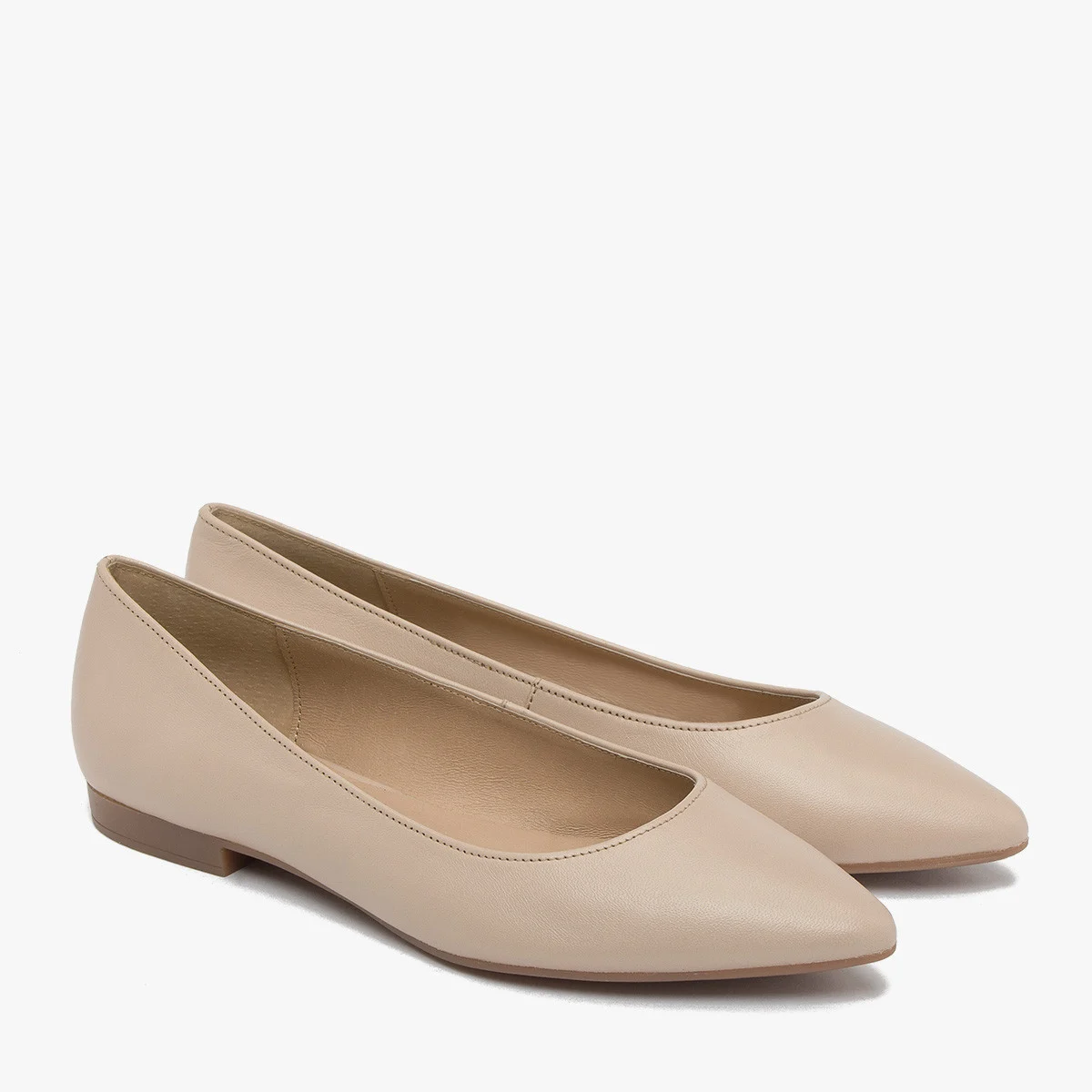 Beżowe baleriny z noskiem w szpic