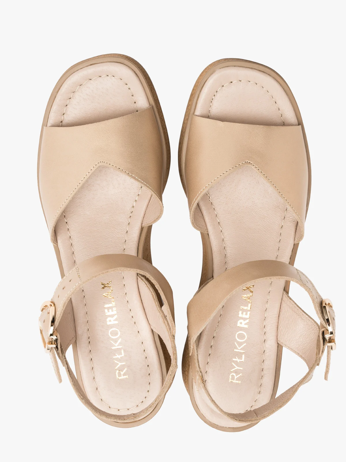 Złote sandały na platformie