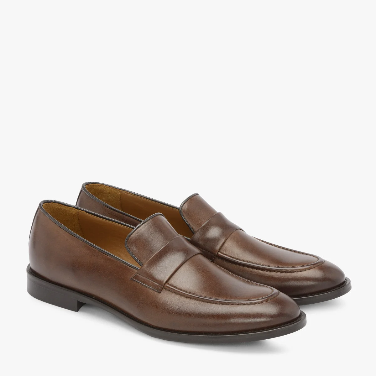 Brązowe, eleganckie mokasyny