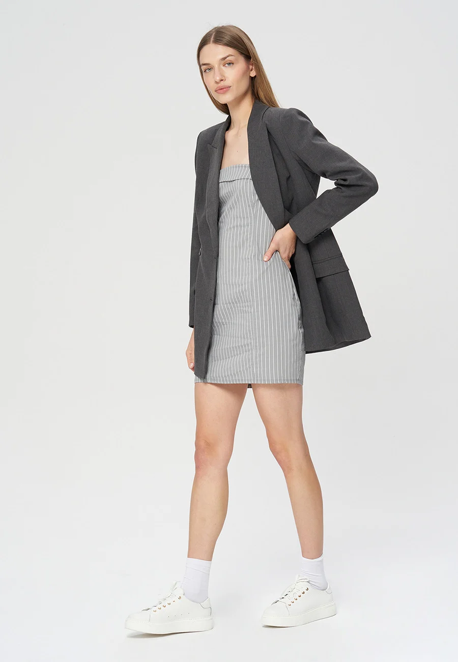 Białe półbuty sportowe ze złotymi detalami