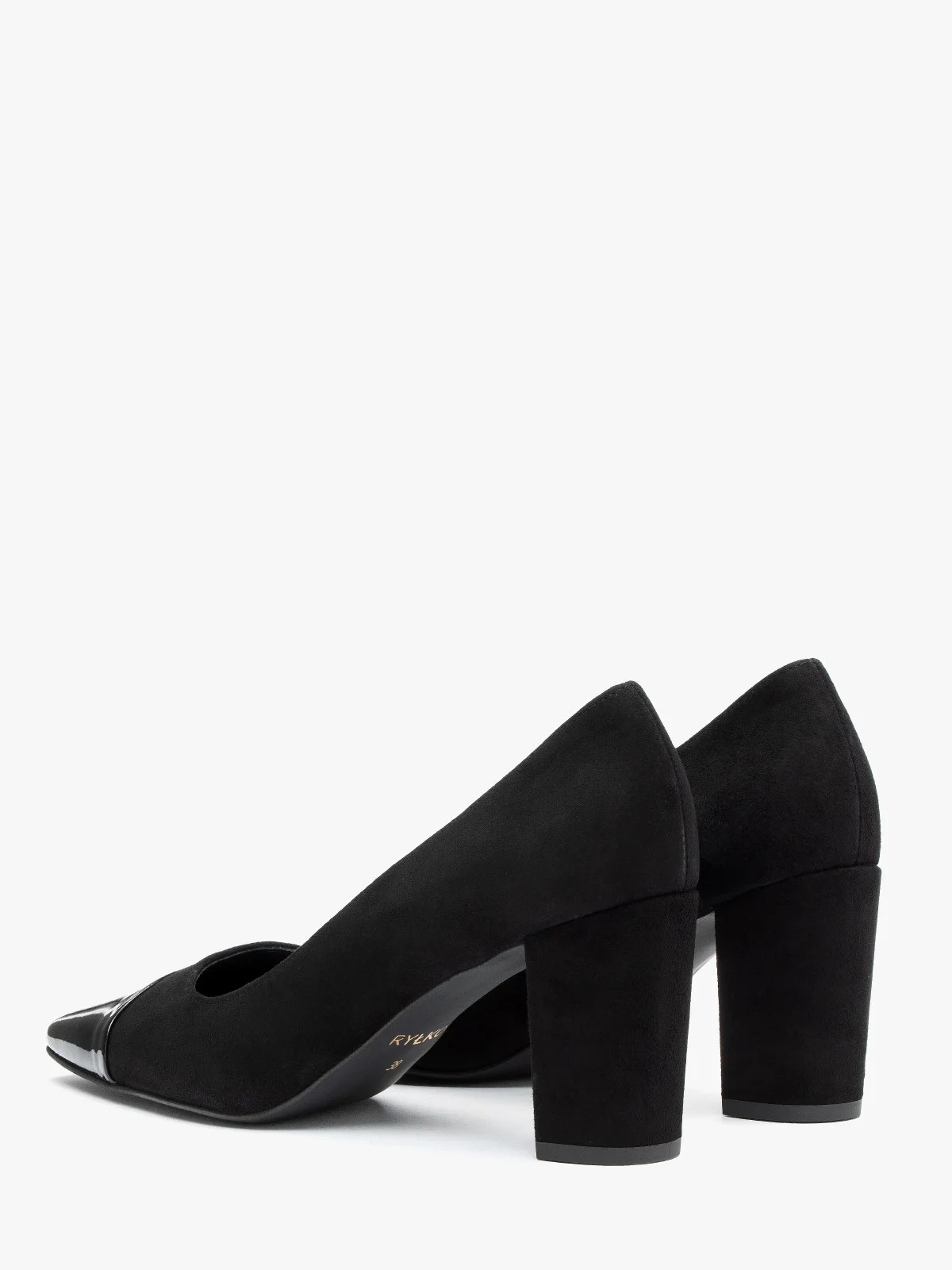 Czarne welurowe czółenka z lakierowanym noskiem