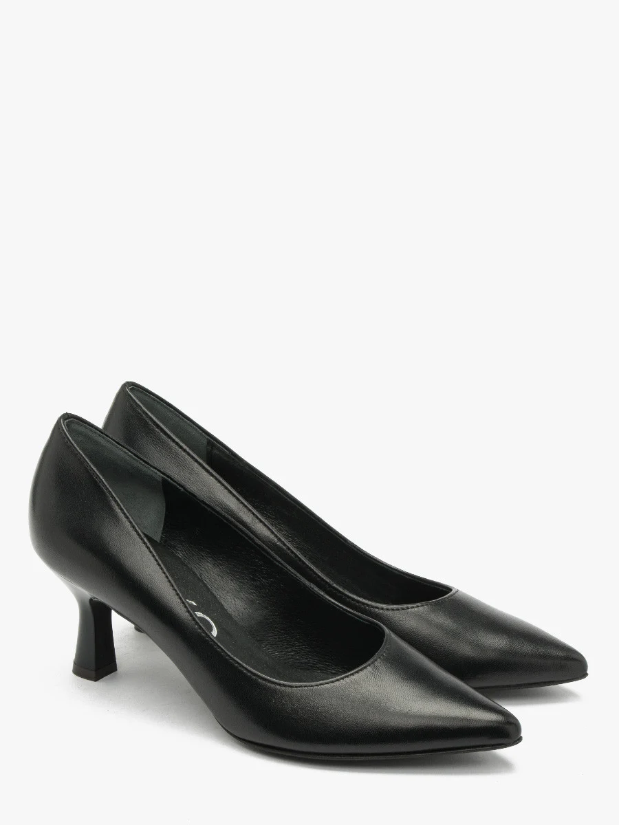 Czarne czółenka na lakierowanej szpilce