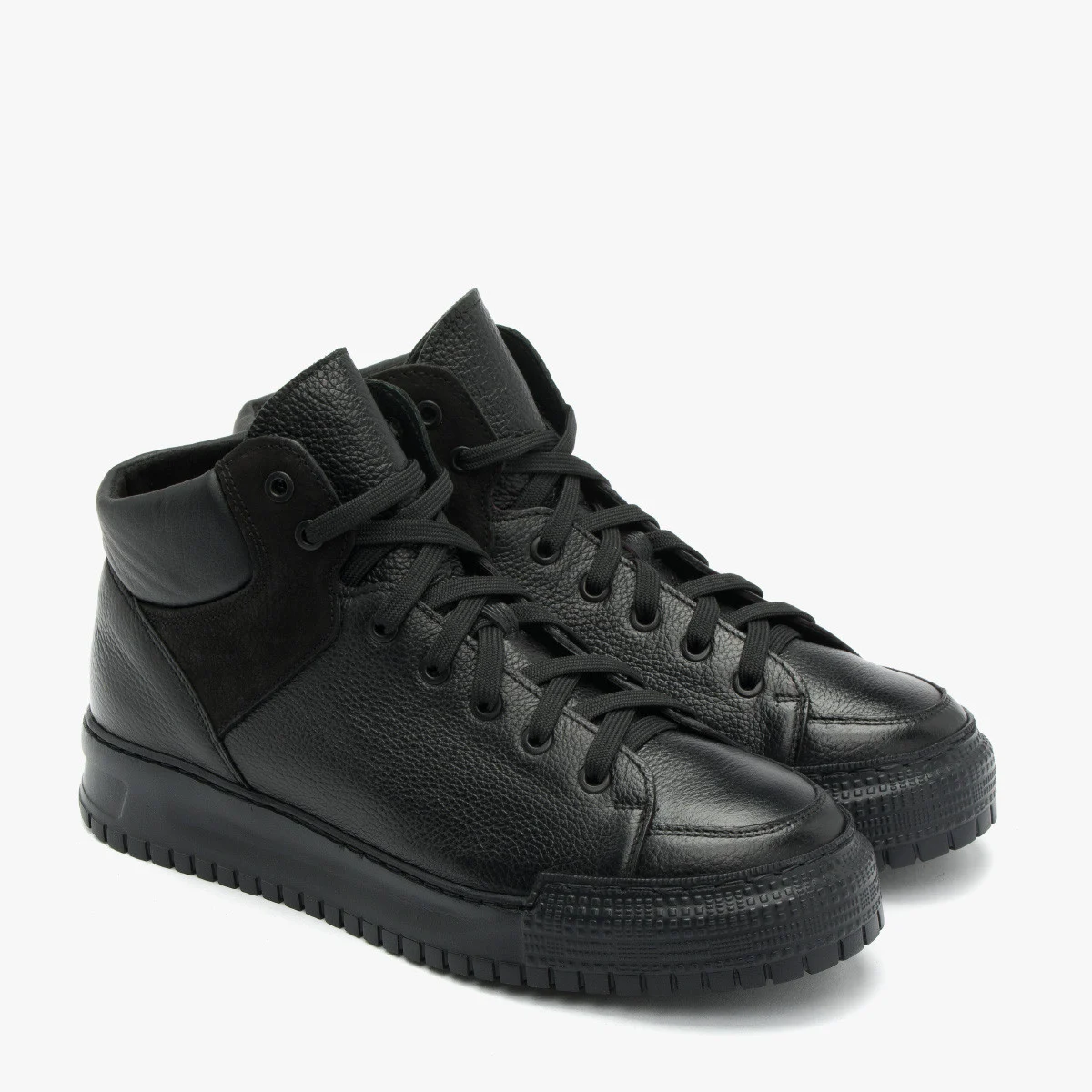 Czarne trzewiki męskie