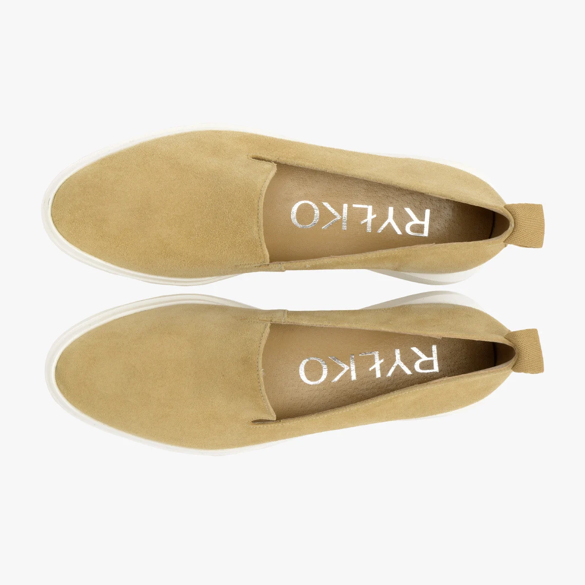 Piaskowe mokasyny na grubej podeszwie