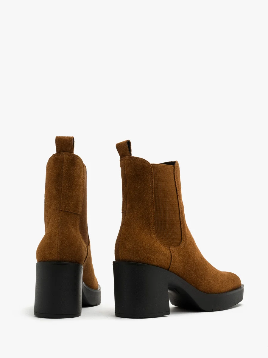 Brązowe sztyblety damskie