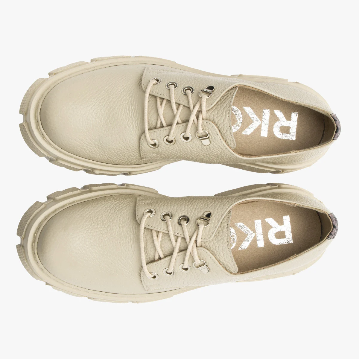 Kremowe półbuty na lekkiej podeszwie