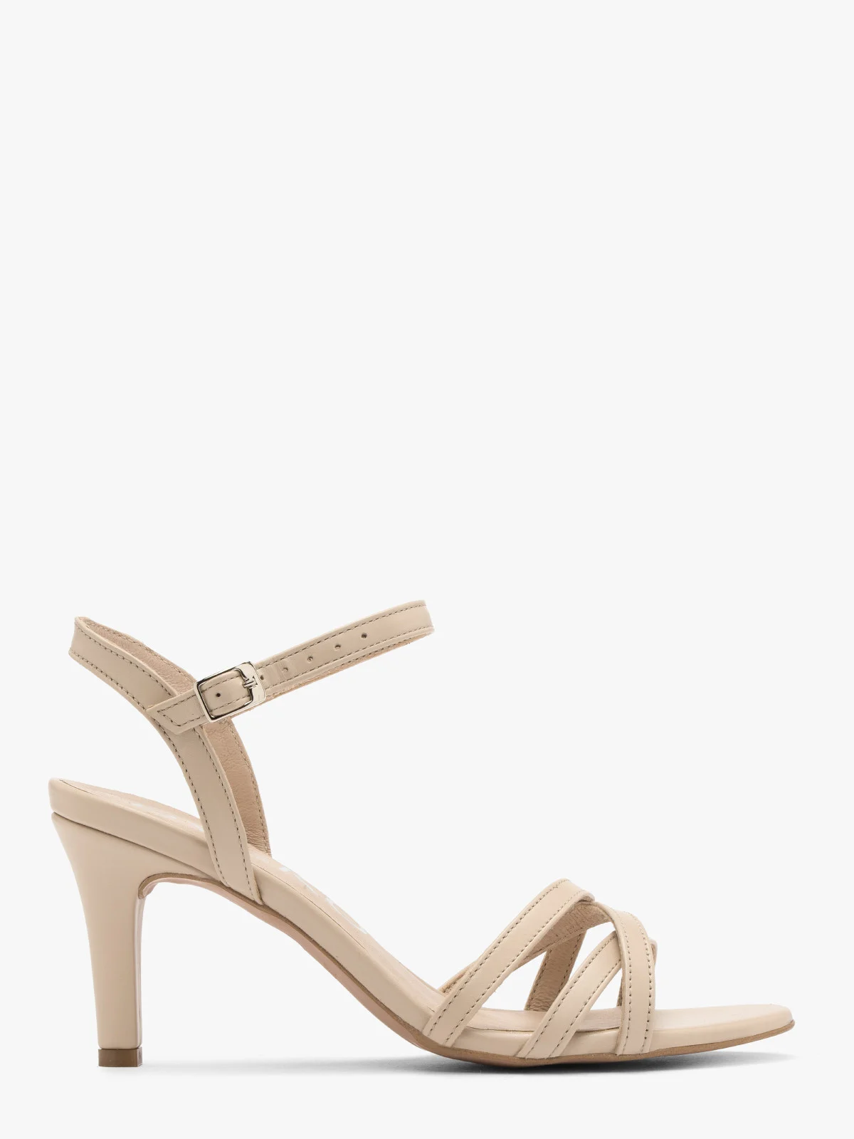 Beżowe sandały na szpilce