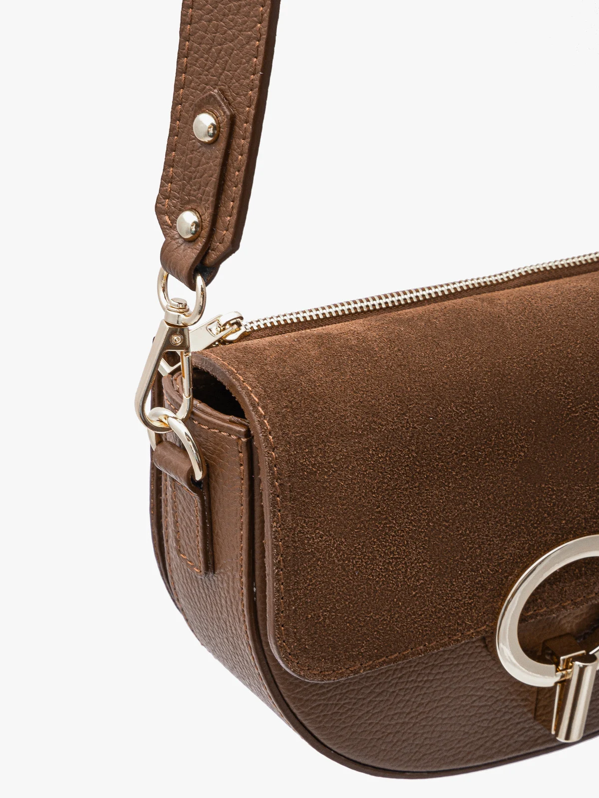 Mała, ruda torebka ze złotymi detalami