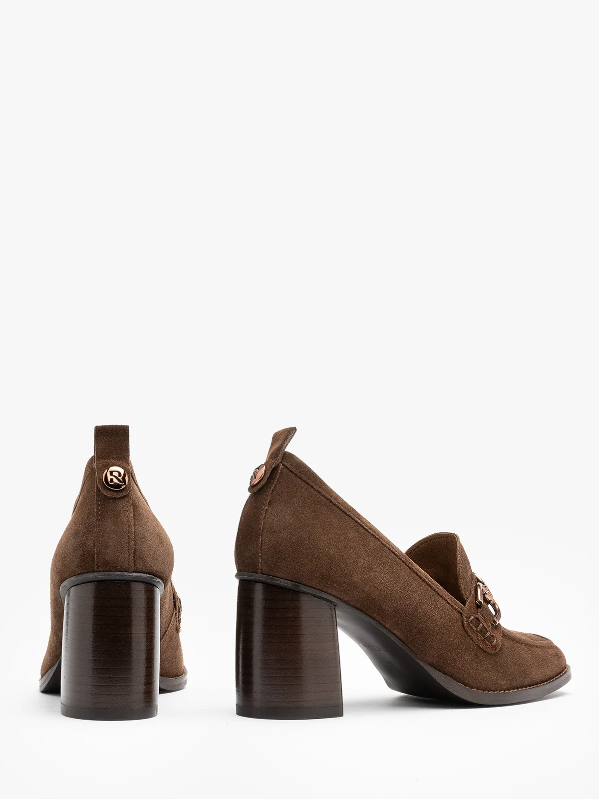 Brązowe mokasyny na obcasie