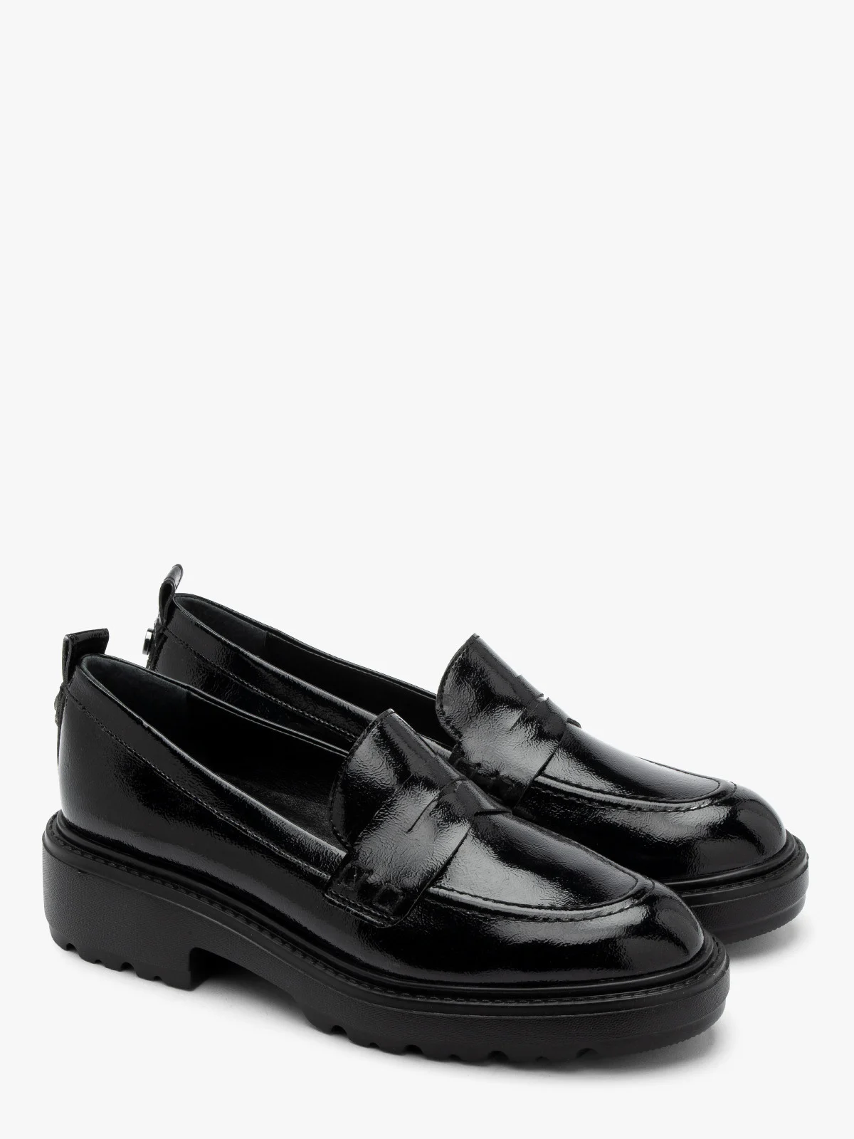 Czarne, lakierowane mokasyny damskie