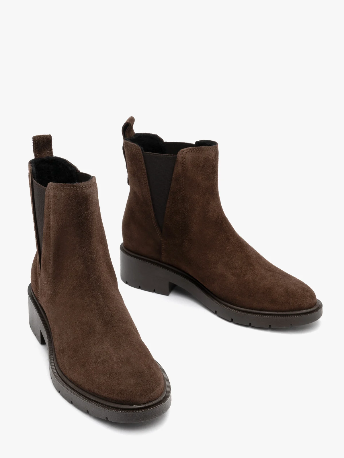 Brązowe sztyblety damskie z dekoracyjnym cięciem przy gumie