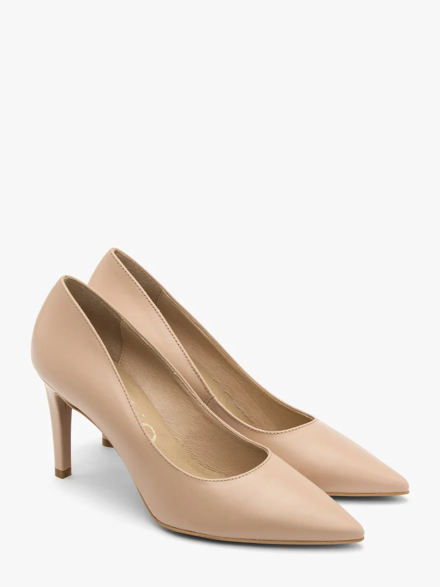 Beżowe czółenka na szpilce