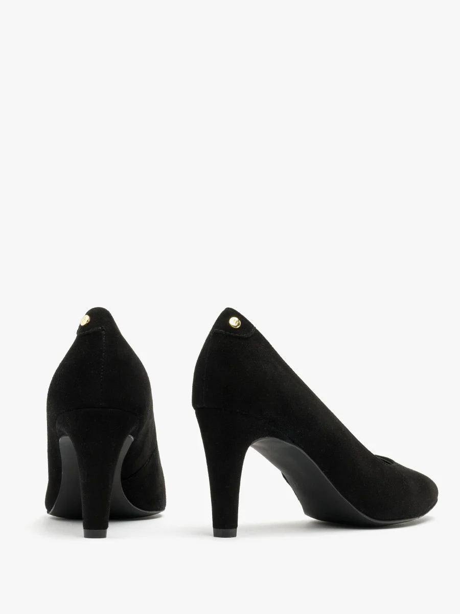 Czółenka na szpilce