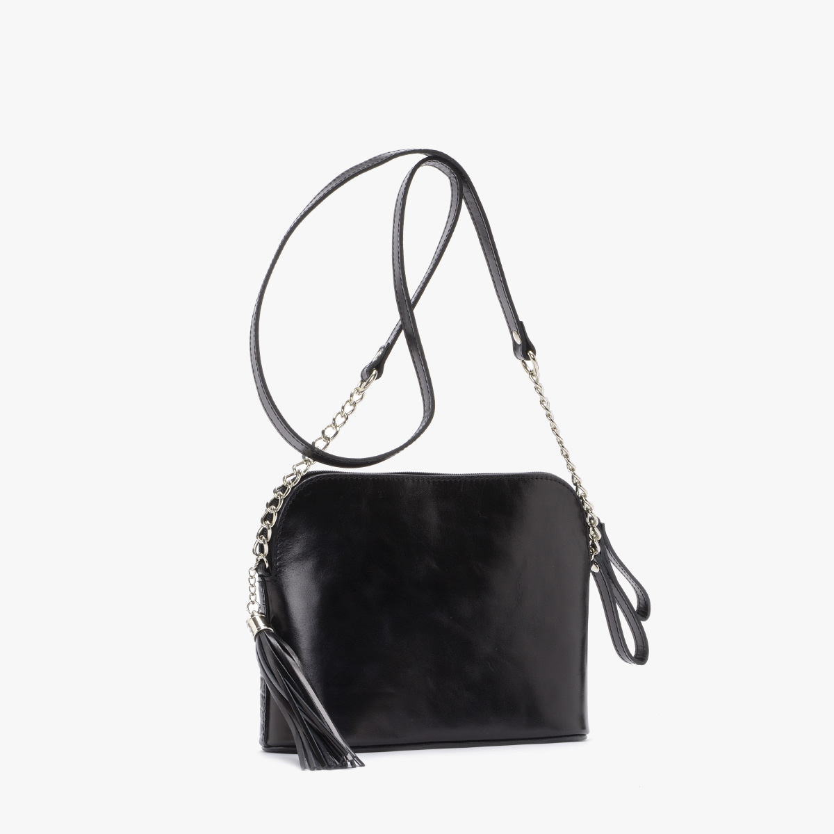 Czarna torebka z frędzlem