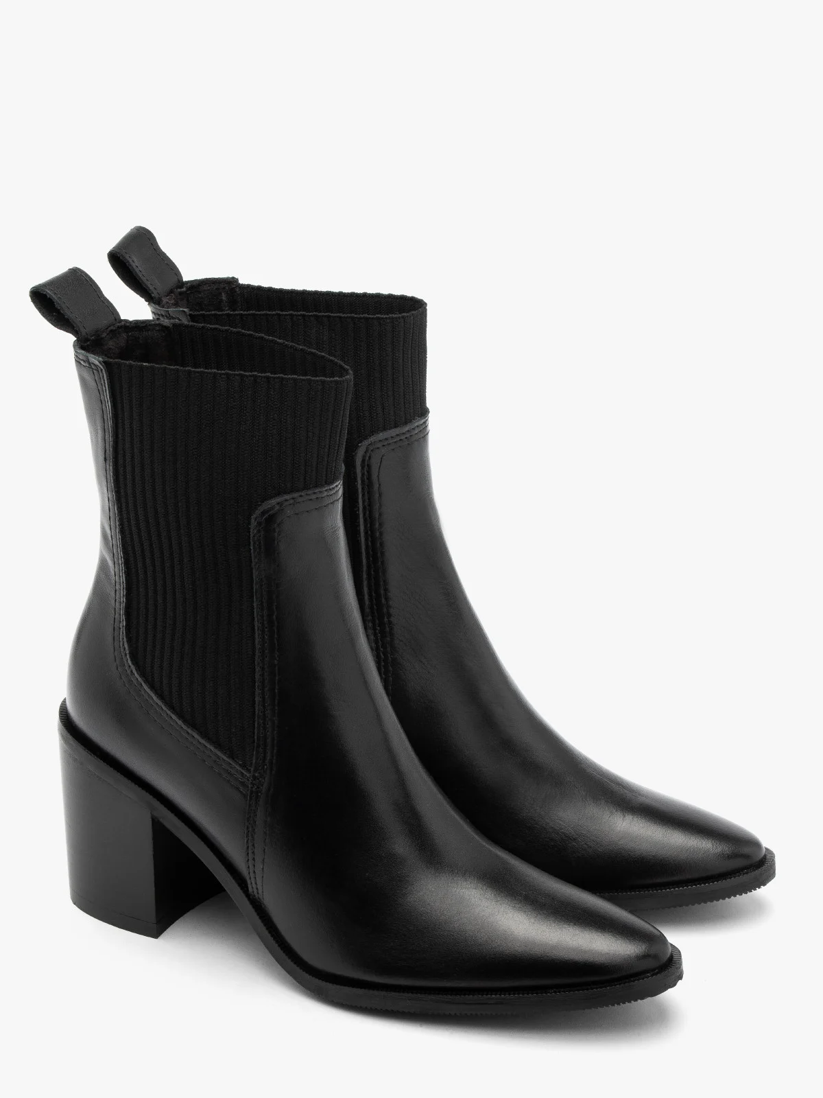 Czarne sztyblety damskie z elastyczną gumą