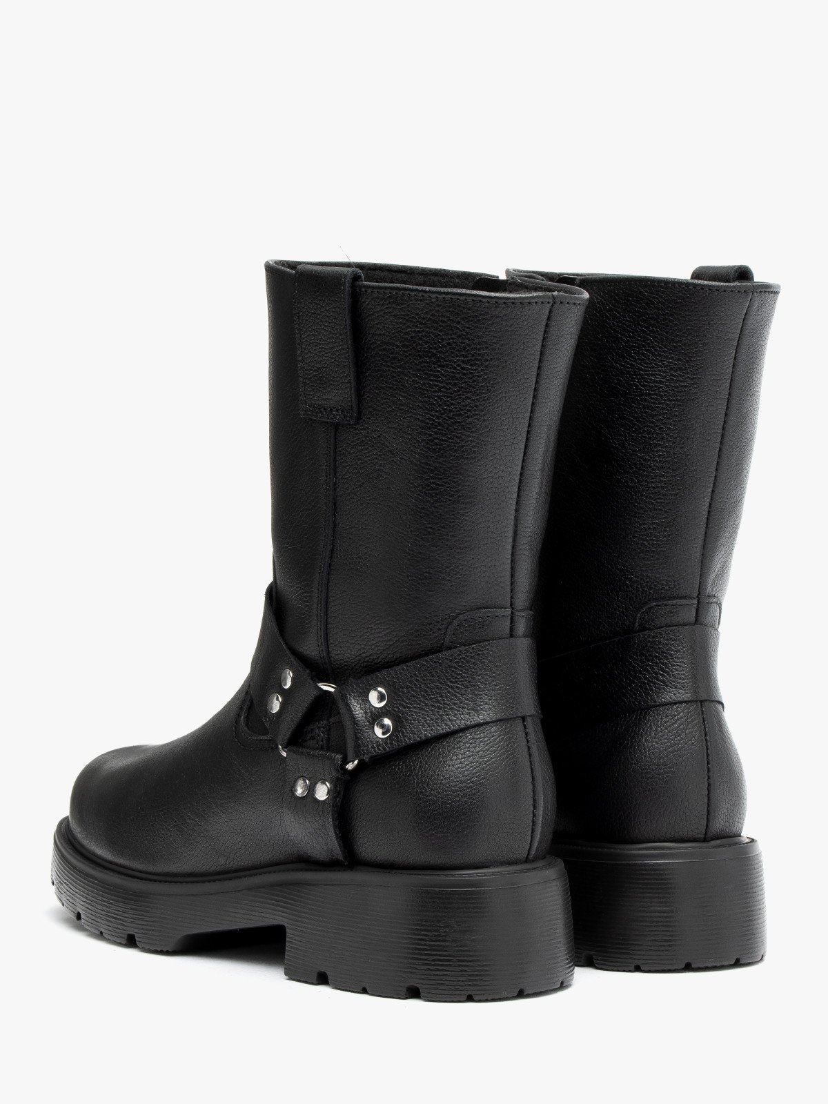 Botki typu biker z metalowymi ozdobami