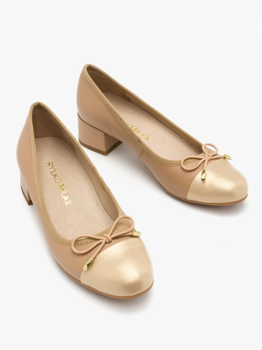 Beżowo-złote czółenka z ozdobną kokardą