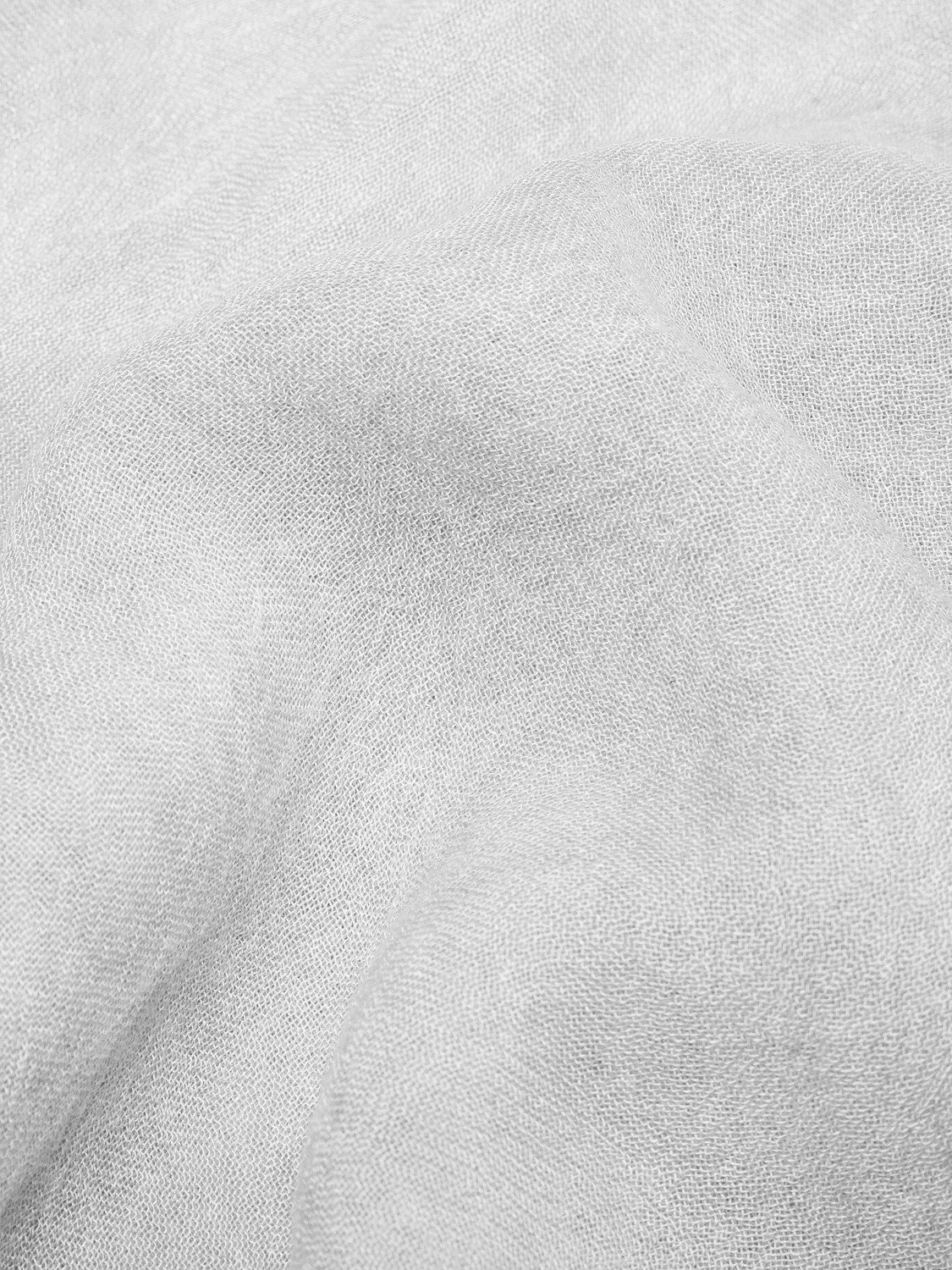 Jasnoszary szal damski