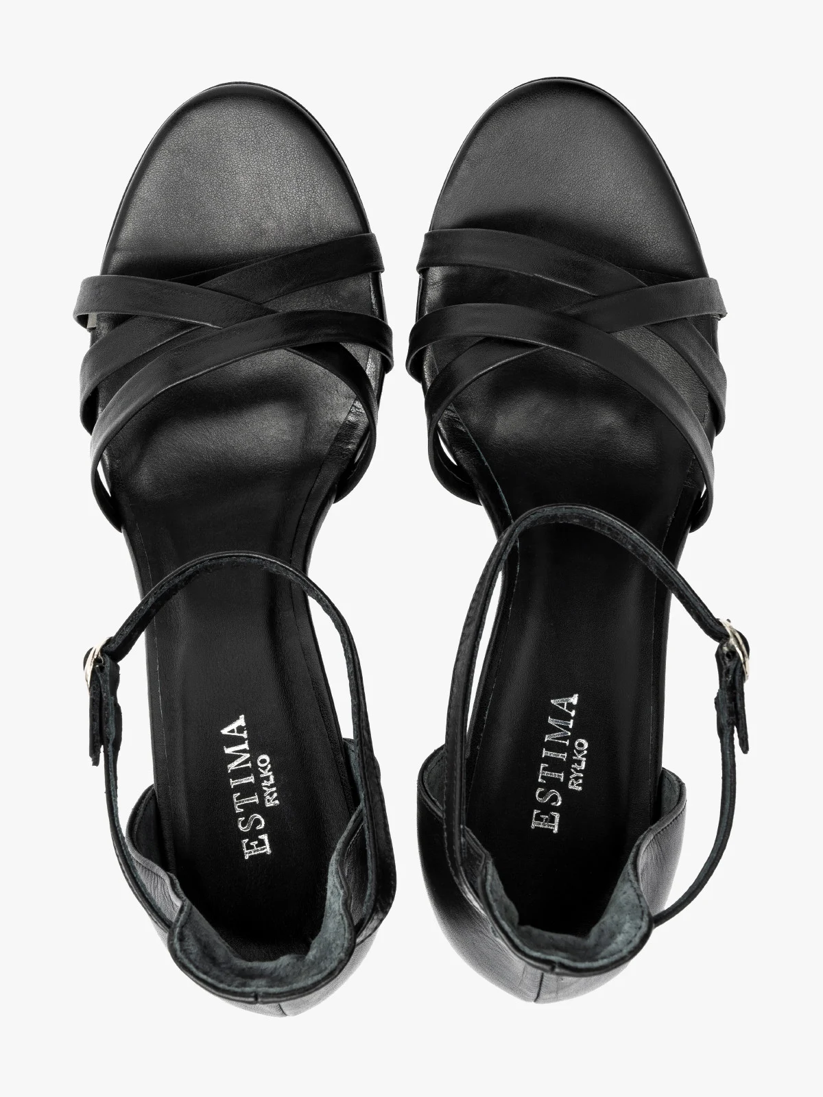 Czarne sandały z ozdobnymi paseczkami