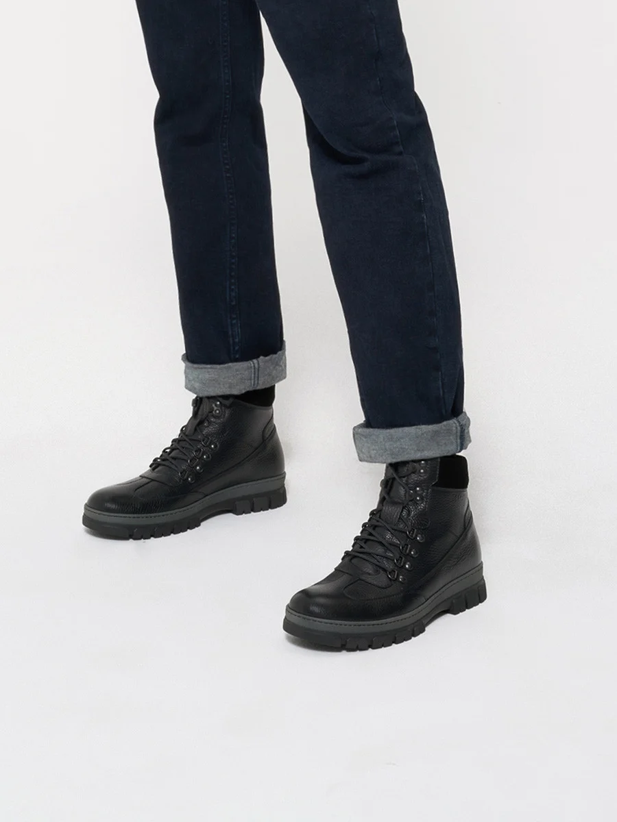 Czarne trzewiki męskie