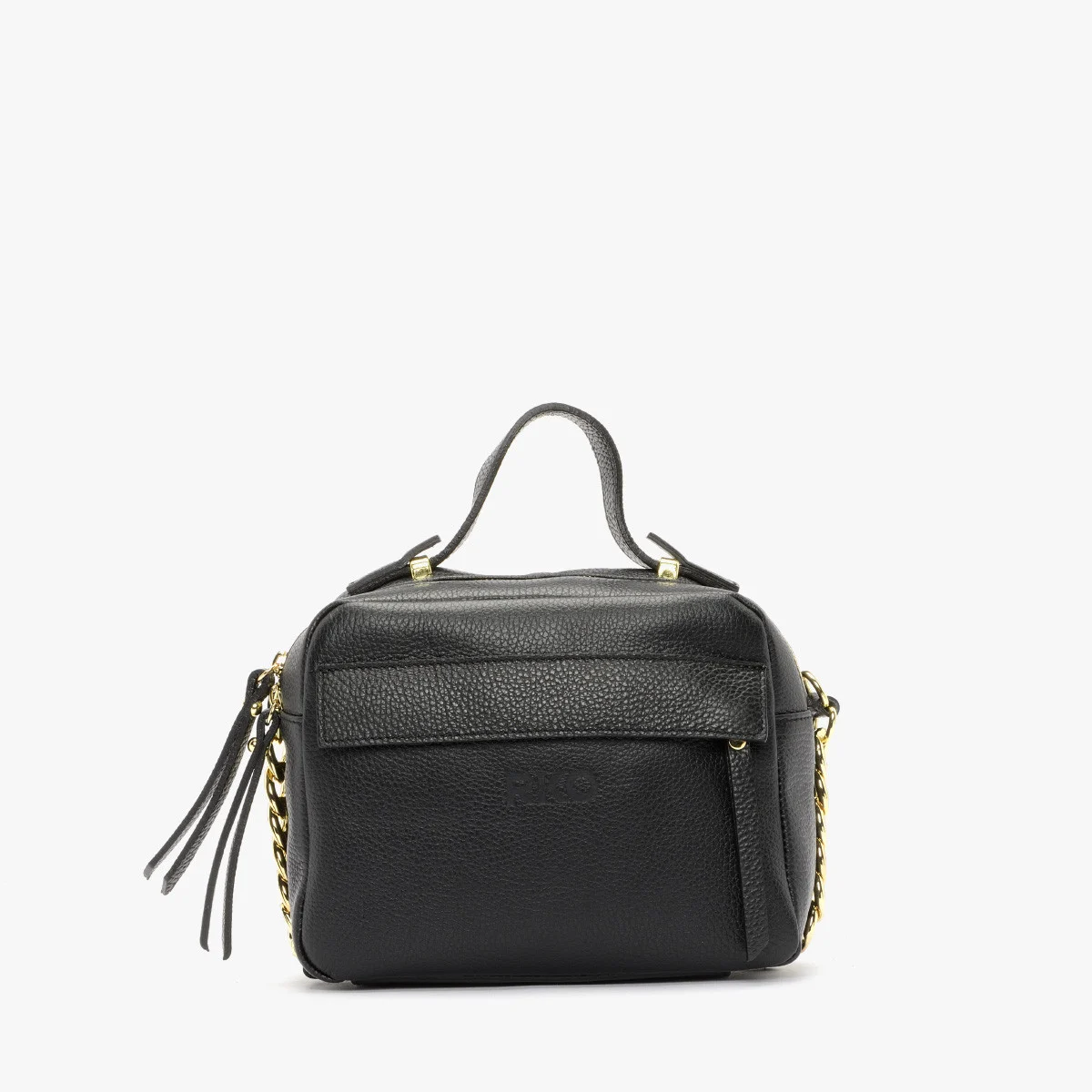 Czarna torebka na pasku z logotypem RKO