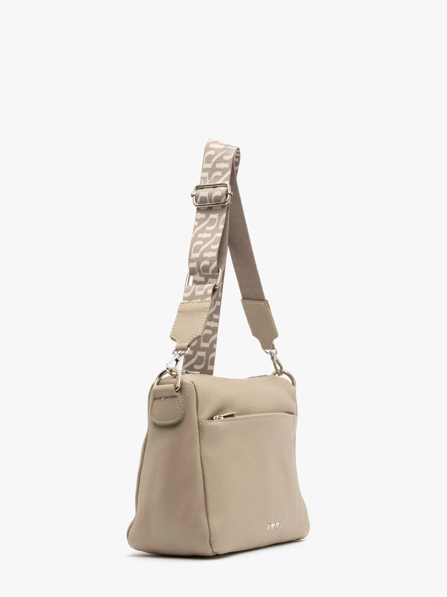 Beżowa torebka na pasku z tkaniny