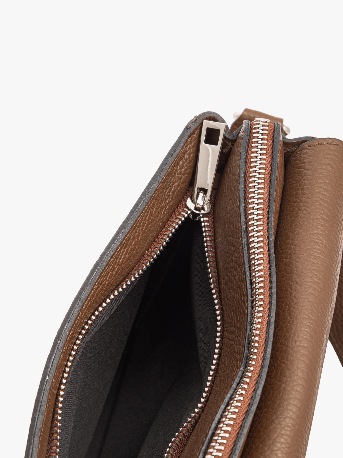 Brązowa torebka damska na szerokim pasku z taśmy