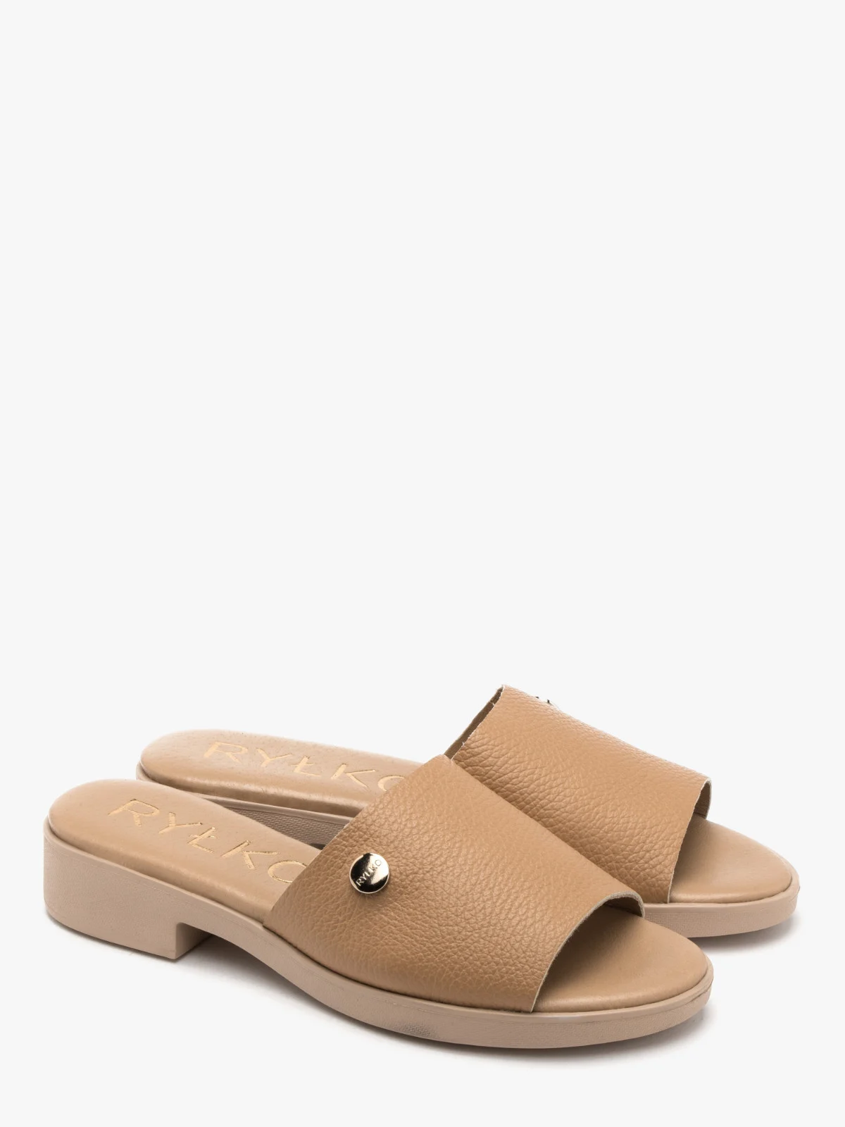 Ciemnobeżowe klapki na lekkim spodzie