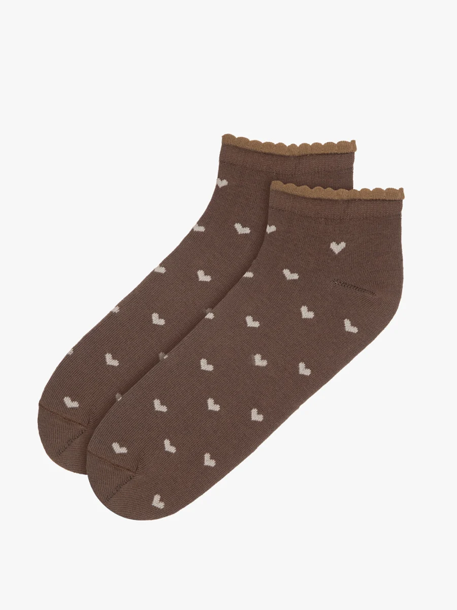 Brązowe, bawełniane skarpetki w serduszka