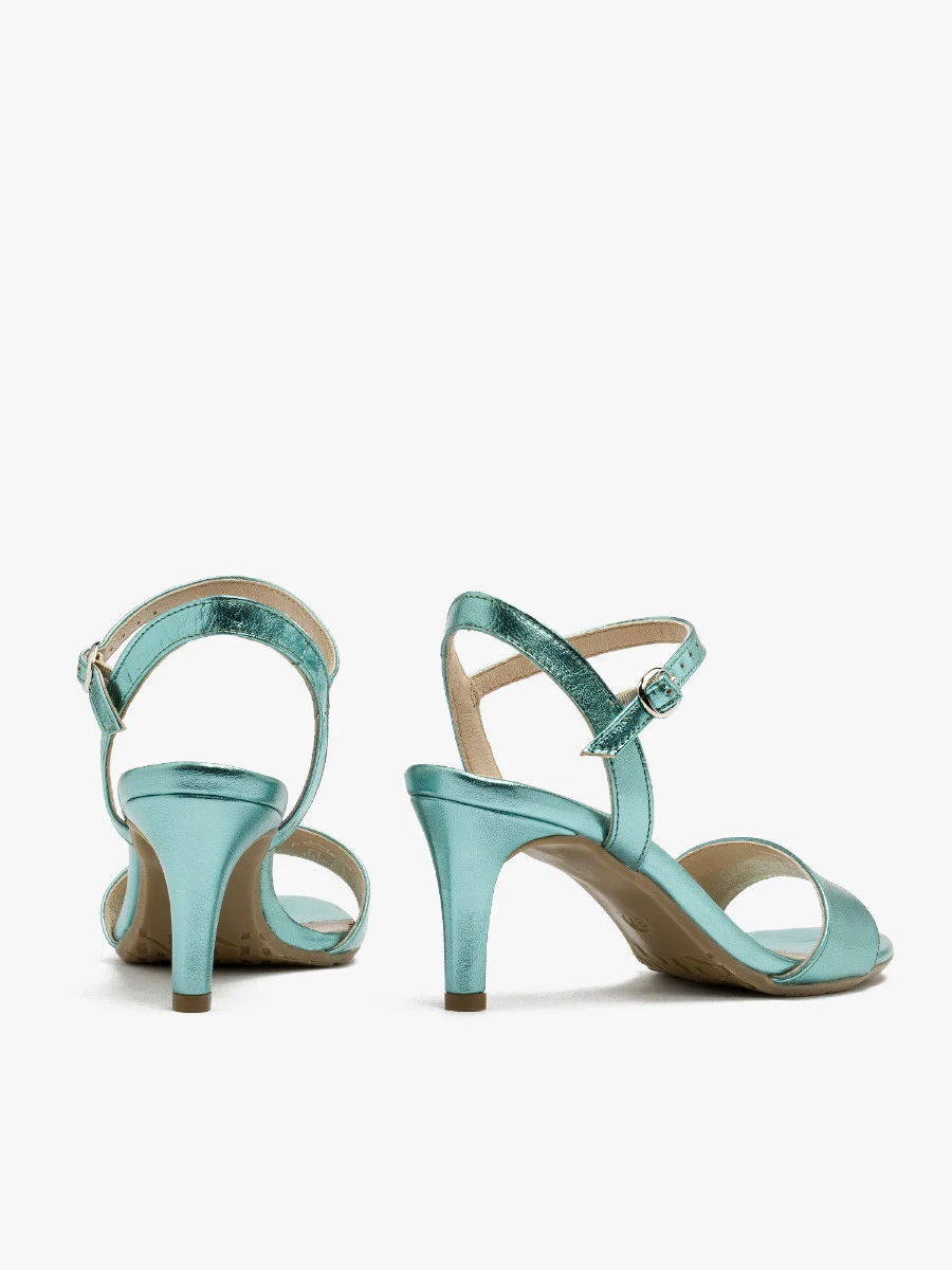 Sandały na szpilce w kolorze morskim
