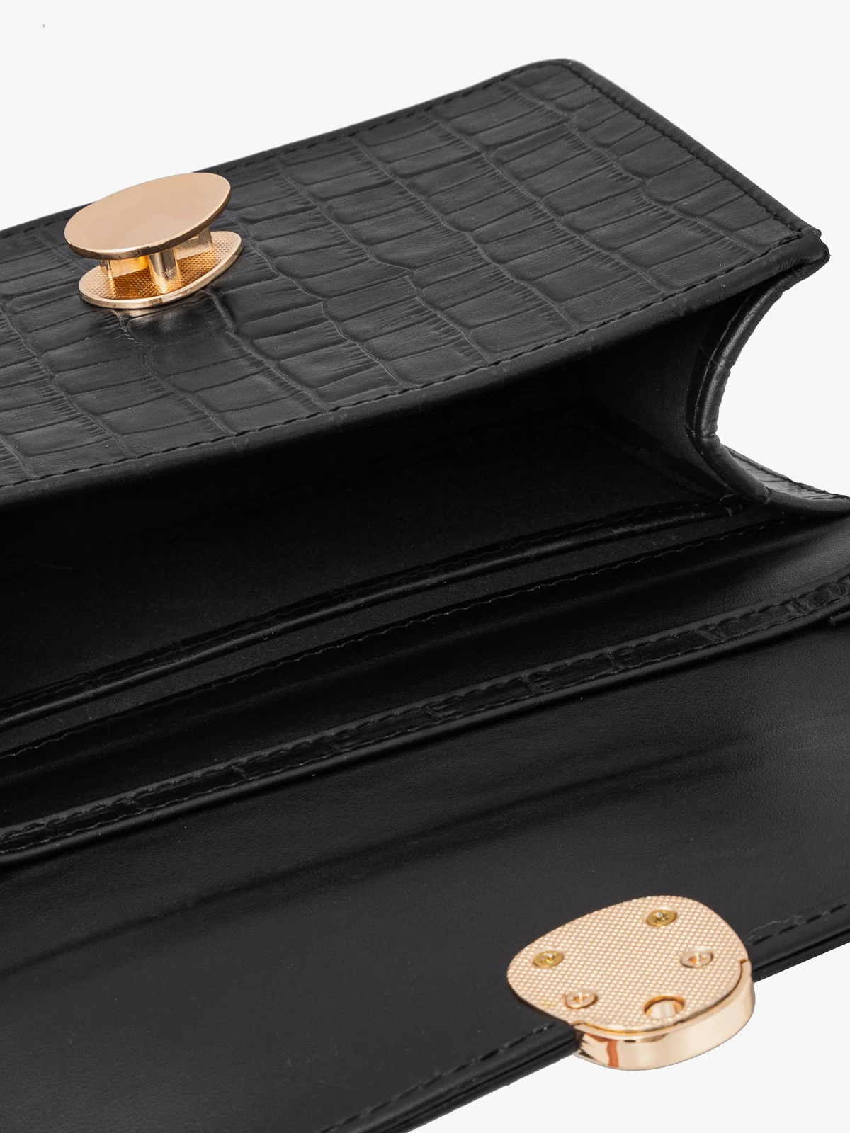 Elegancka, czarna torebka z motywem zwierzęcym