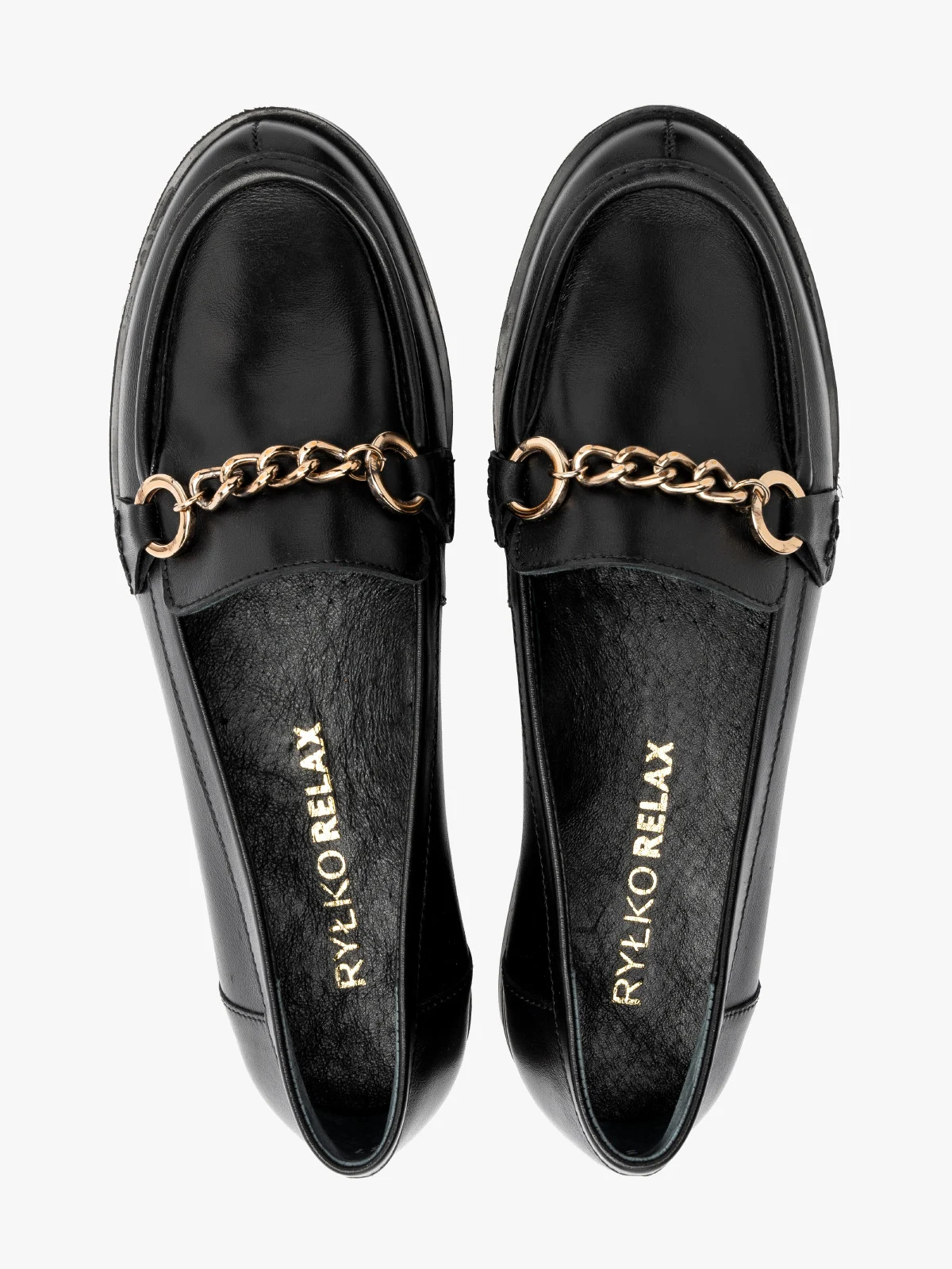 Czarne mokasyny na płaskiej podeszwie ze złotą ozdobą